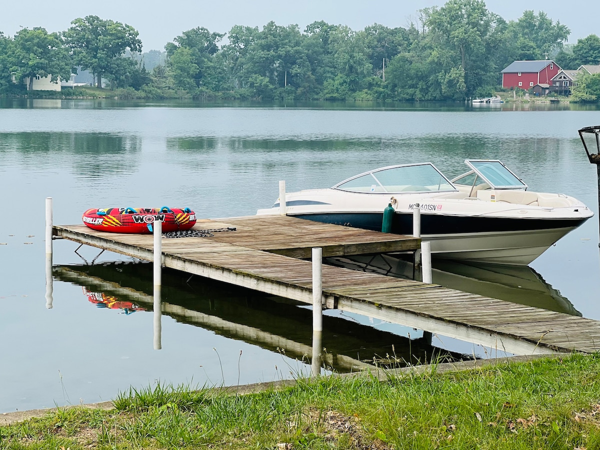 Rosenann's Lakeside Cottage, Nottawa, Michigan