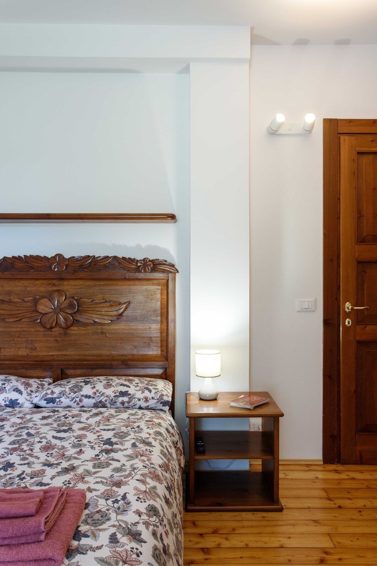 Rosmarino country rooms   • Glicine •