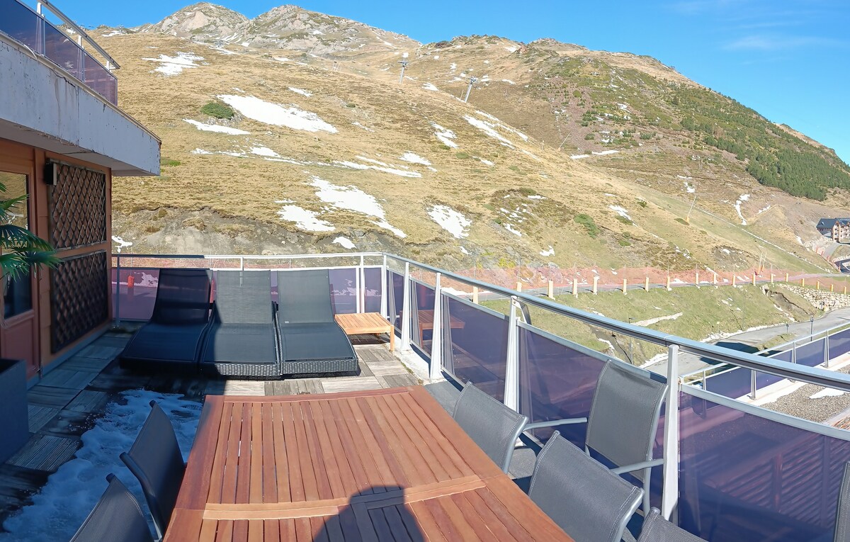 Appartement terrasse La Mongie. Vue panoramique.