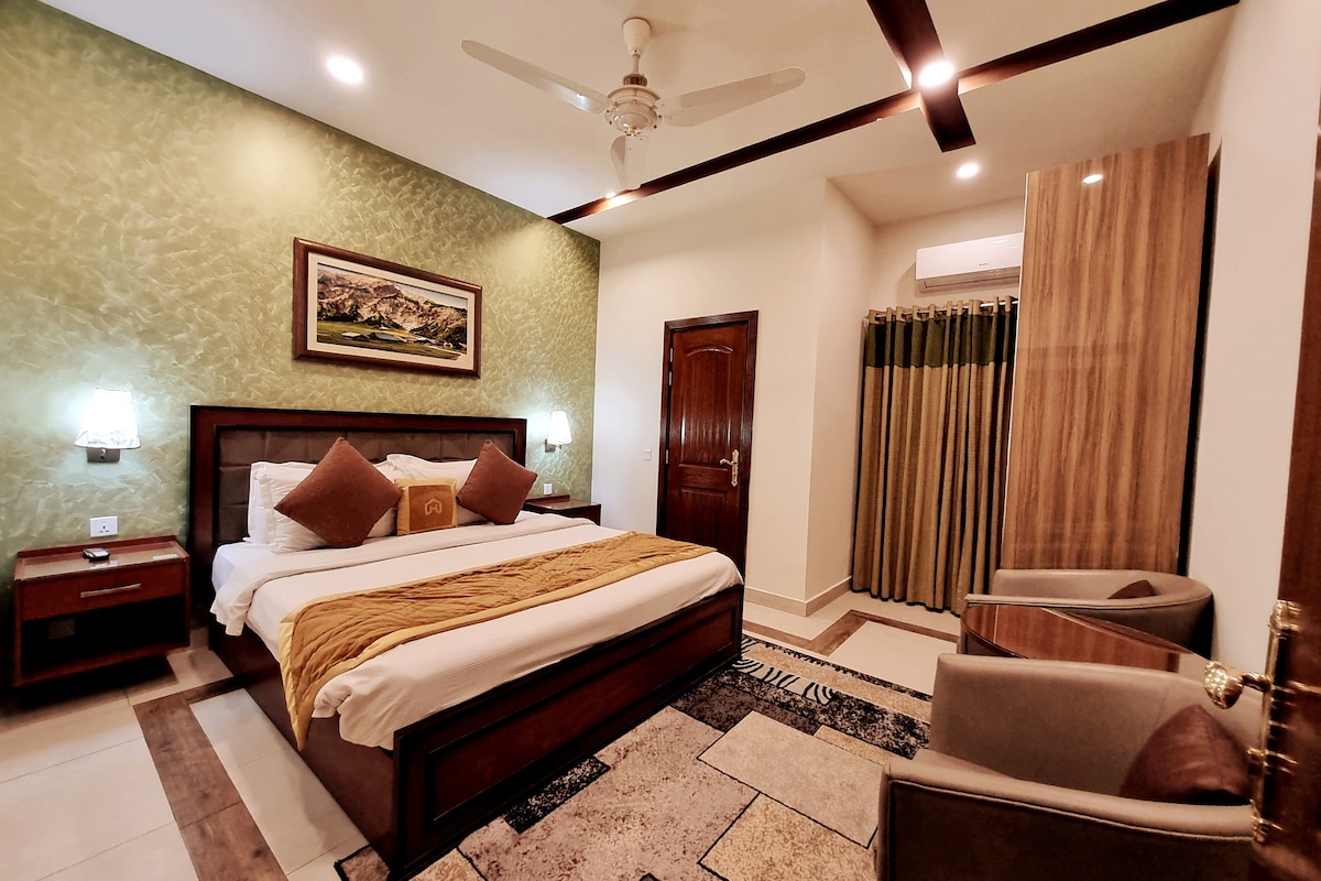 Hayyat Luxury Hotel - Elegant 2 Bedroom Suite