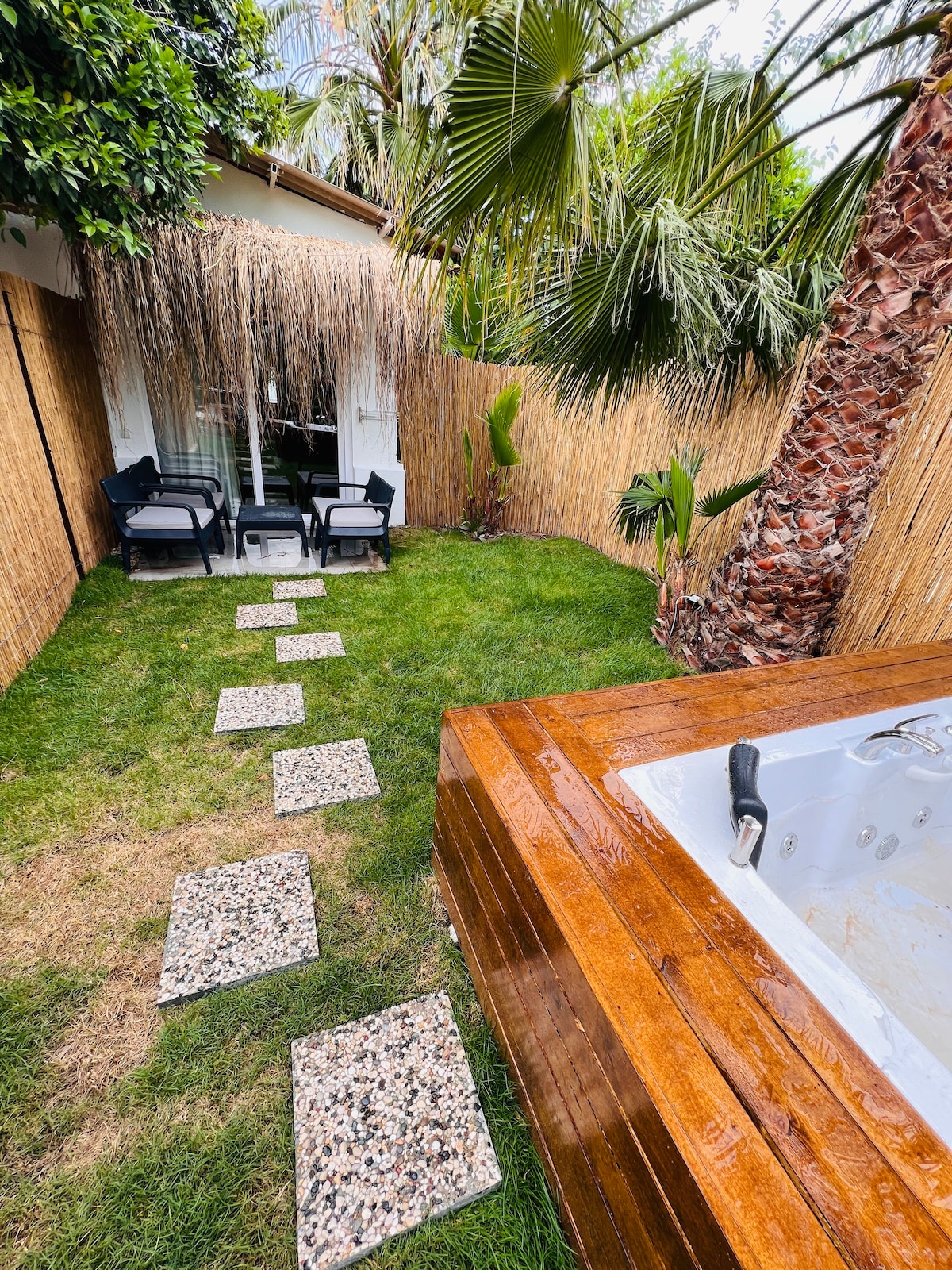 带私人花园按摩浴缸7的龙舌兰套房