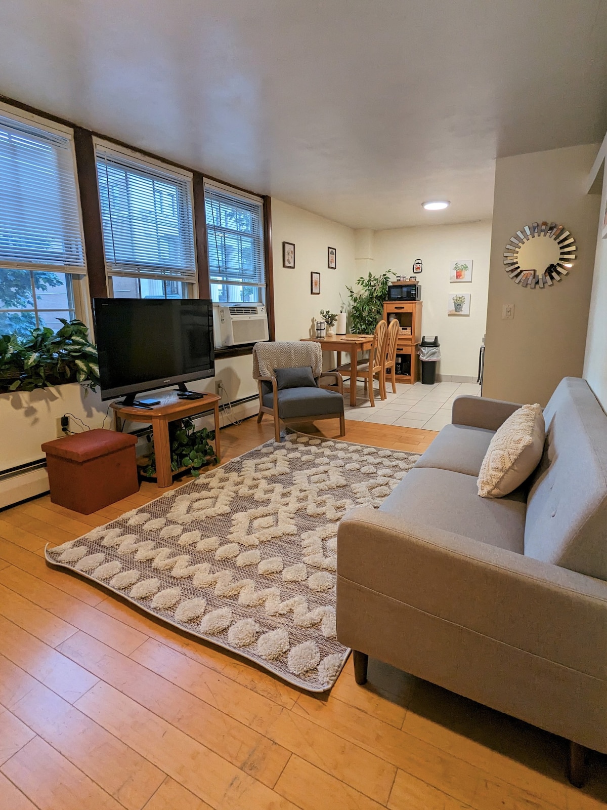 Private Studio | 10 min walk to Yale campus