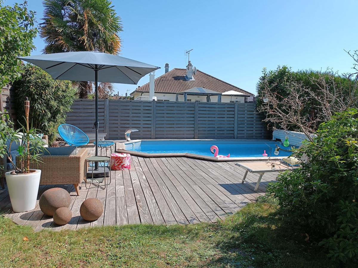 Grande maison avec Piscine entre Paris et Disney