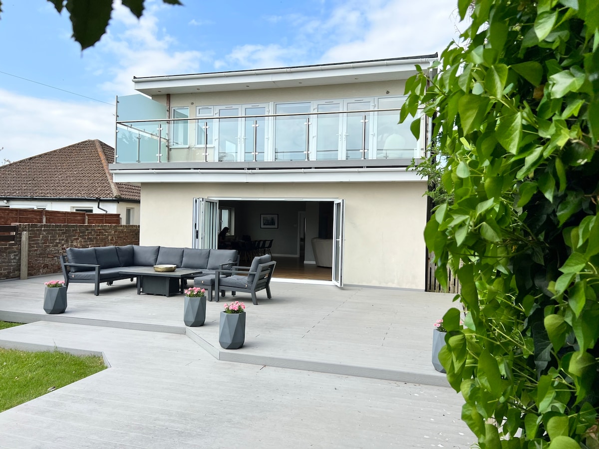 Oceans Beach House, Ferring