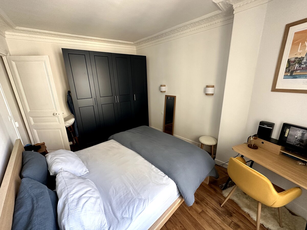 Joli appartement à Montmartre, Paris 18