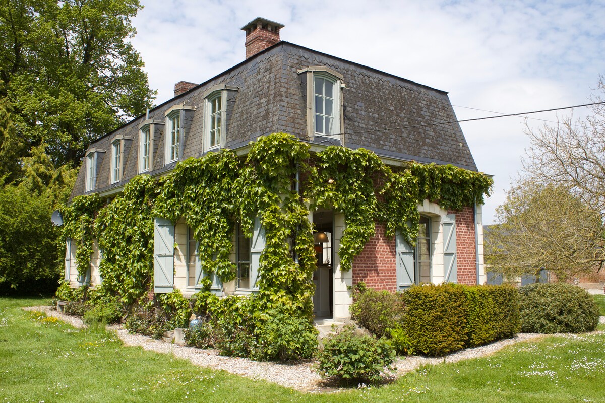 令人惊叹的新装修版Bezencourt Cottage