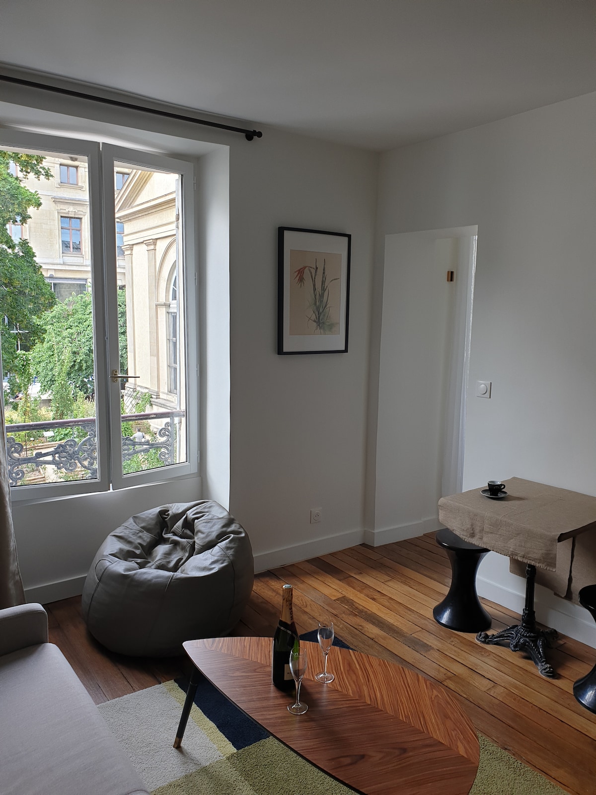 Cozy 1BR overlooking the Park (Jardin des Plantes)