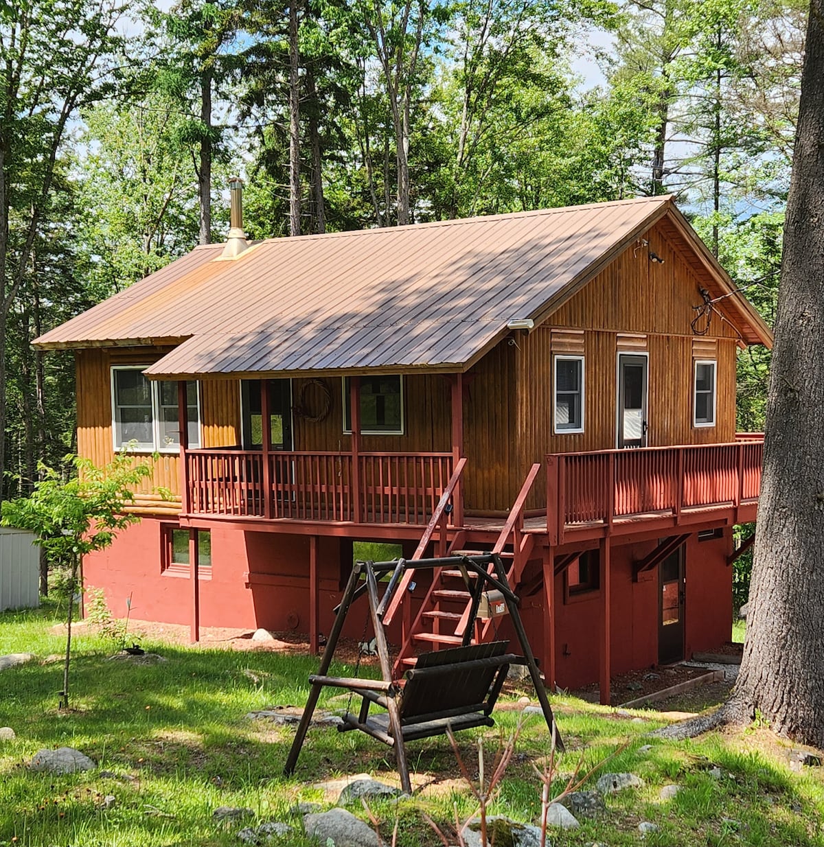 Freddys Watch - An Adirondack Camp