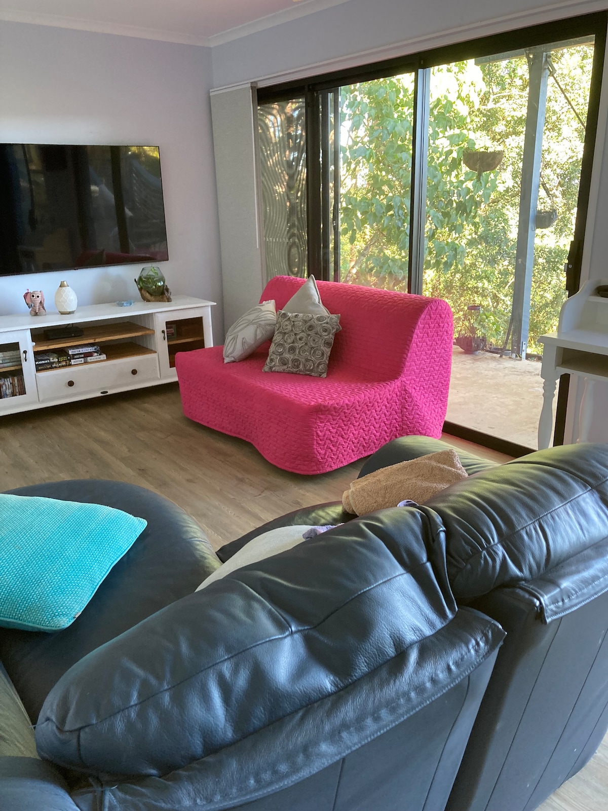 Nambour Nature & convenience, pet friendly