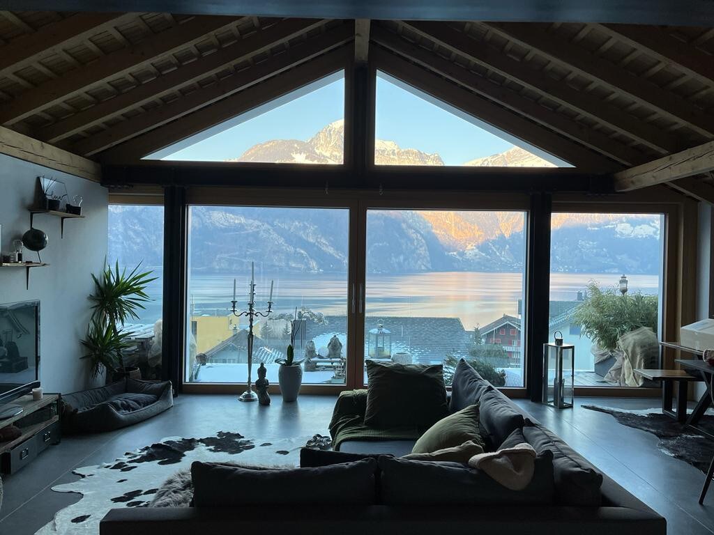 Wohnung mit traumhafter Aussicht in Flüelen, Uri