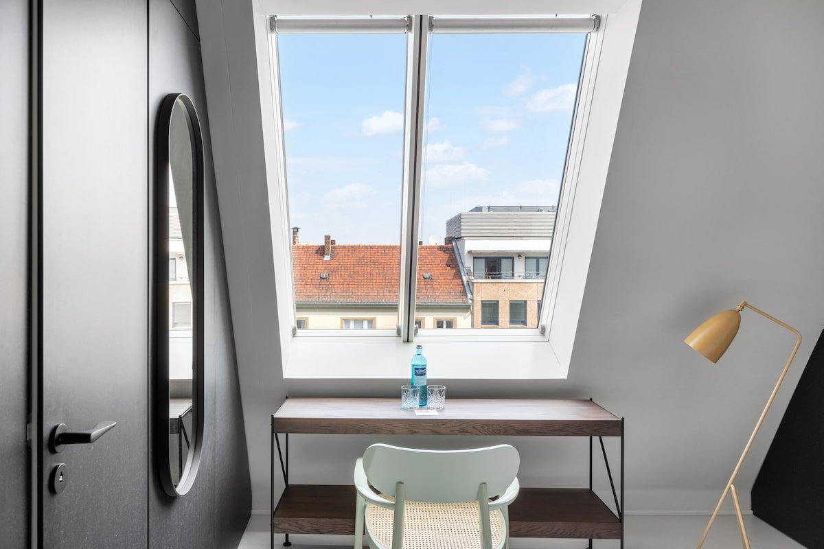 numa | Modern Double room in lively Charlottenburg