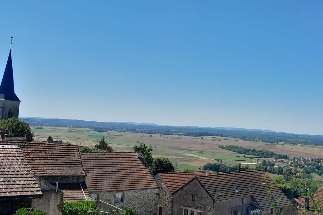 Chambres d'hôtes: vue sur le Morvan proche Vézelay