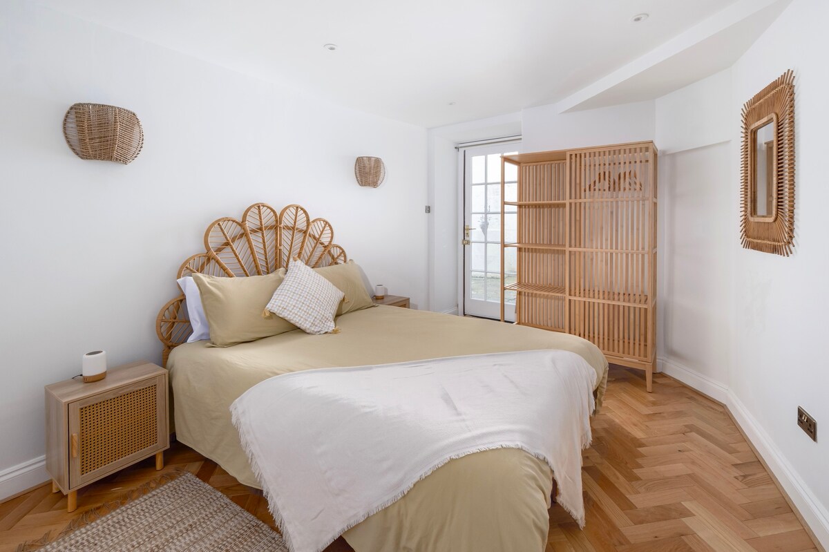 Spacious Apartment - 5 minutes walk to Bath Abbey