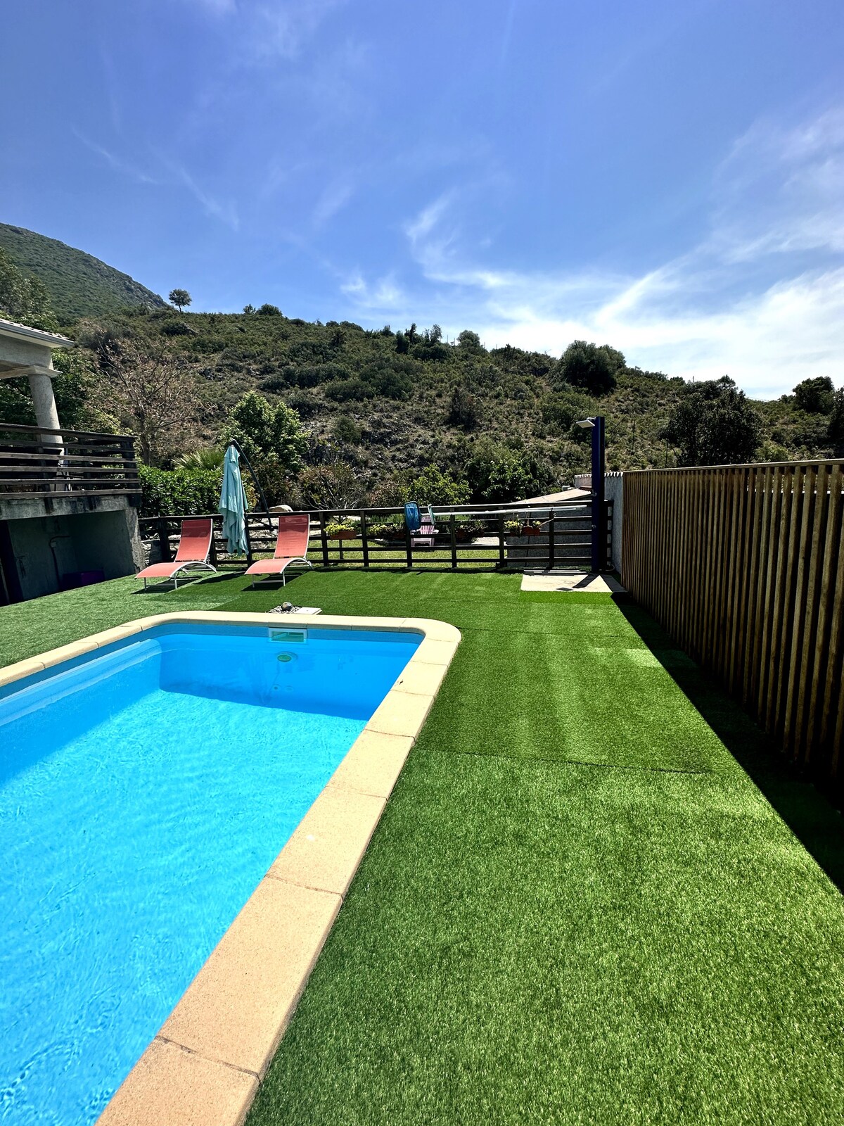 Maison Individuelle avec Piscine