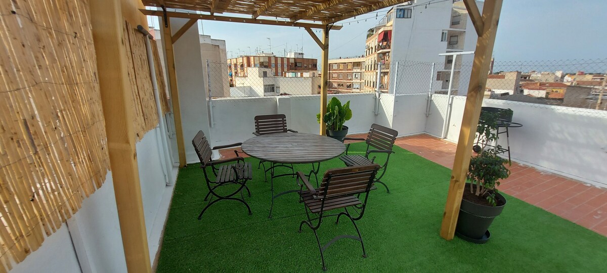 Dúplex, gran terraza, a 10´playa