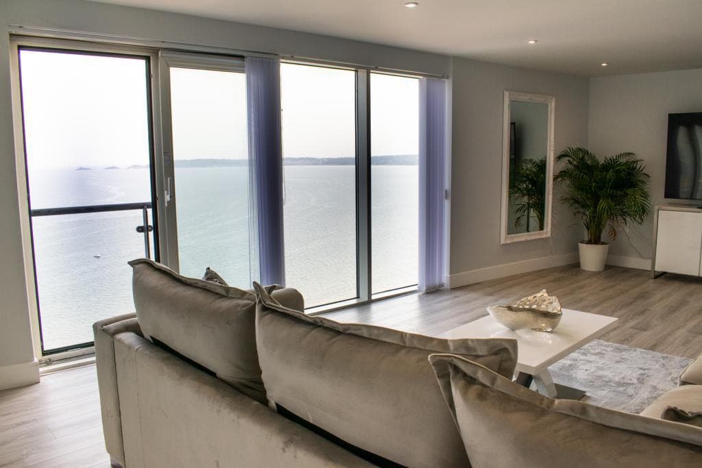 Sea view penthouse apartment