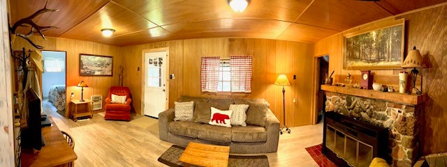 Porch-Swing Cabin at Wallowa Lake