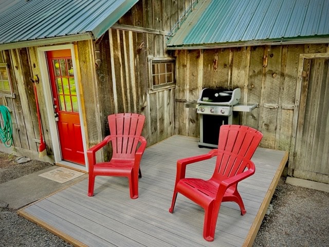 Porch-Swing Cabin at Wallowa Lake