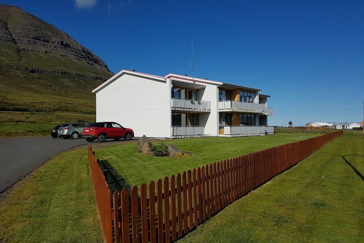 Neskaupstaður的民宿
