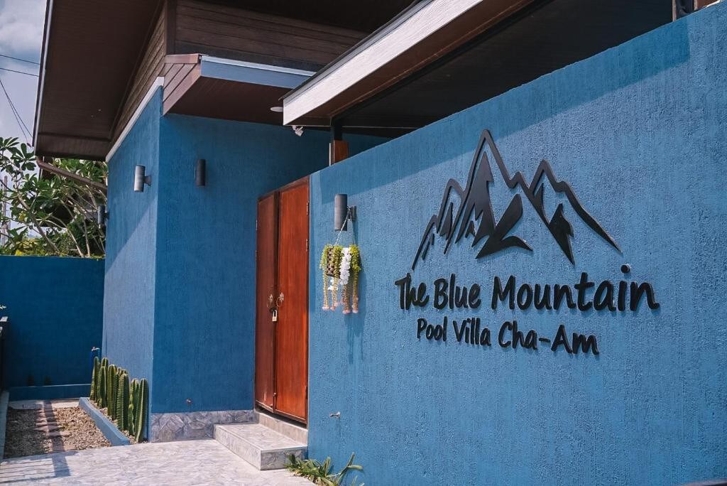 The Blue Mountain Pool Villa