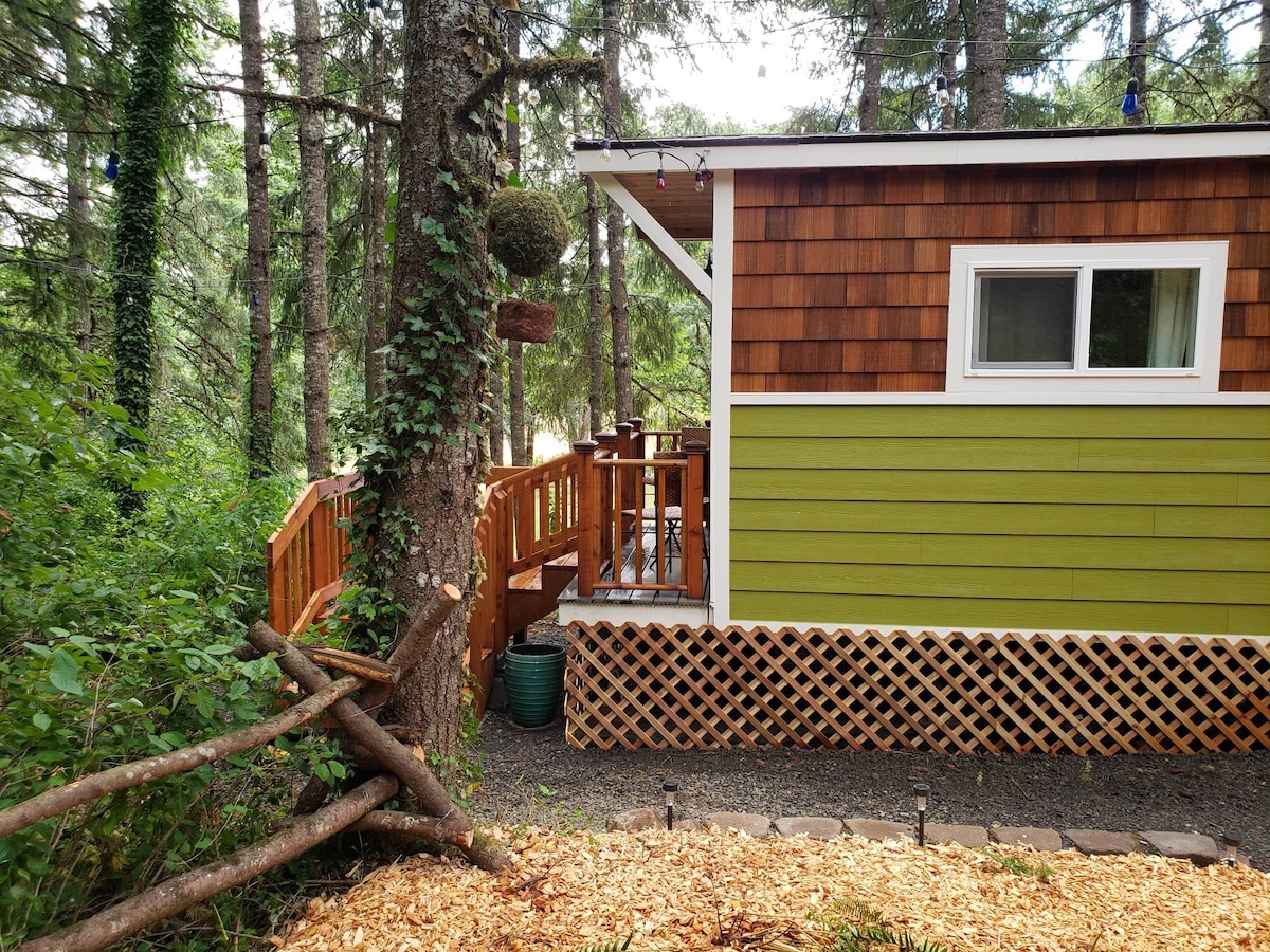 Wine Country Tiny Home - Only $25 Cleaning Fee!