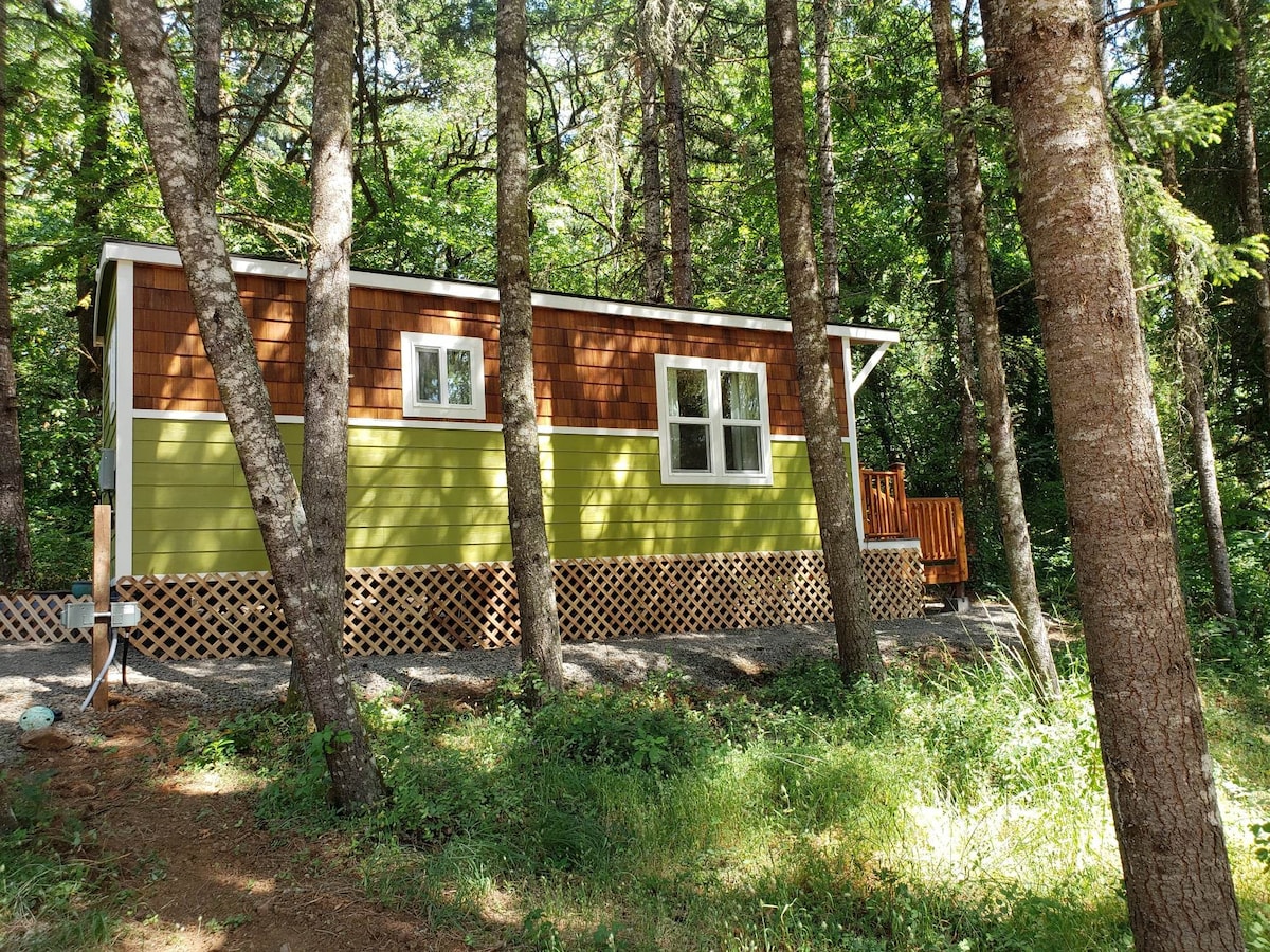 Wine Country Tiny Home - Only $25 Cleaning Fee!