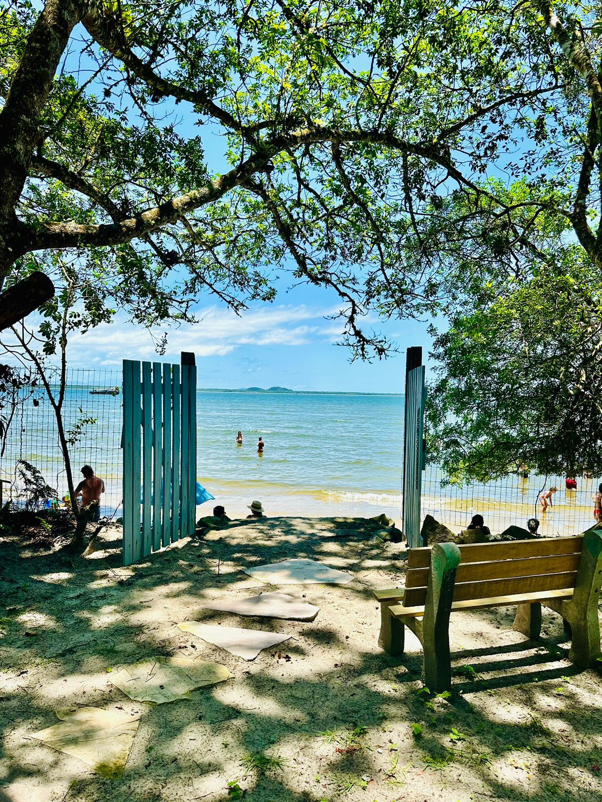 Cazul Pontal refúgio Pé na Areia!