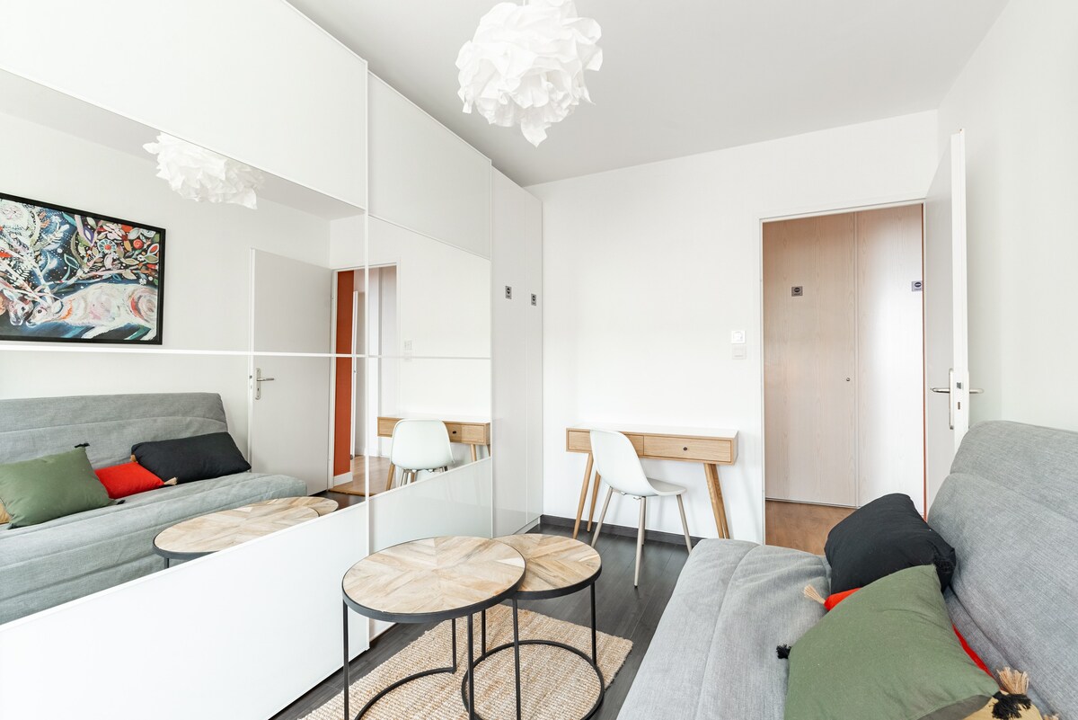 Appartement spacieux avec balcon et climatisation