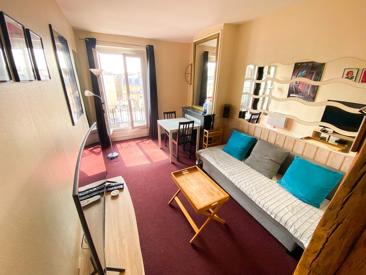 Cozy flat 15 minutes from the Eiffel Tower