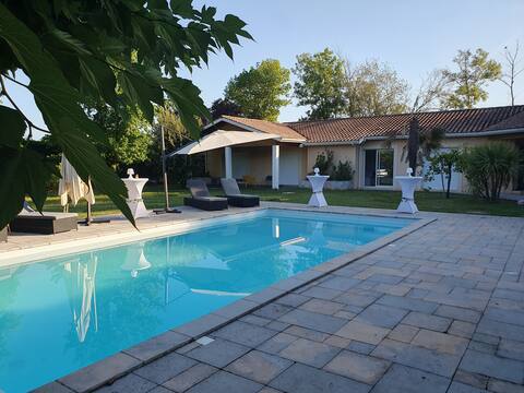 Magnifique villa de 260m² proche de Bordeaux