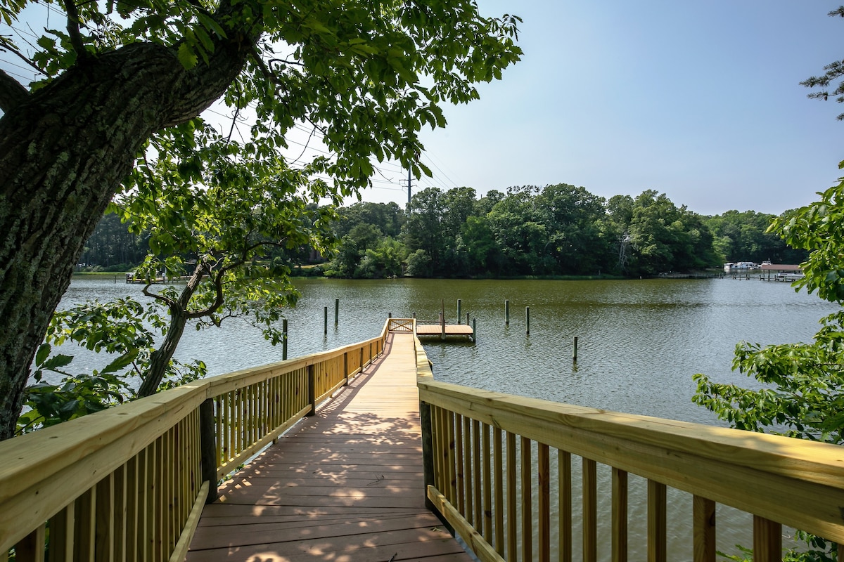 Newly Renovated River Retreat