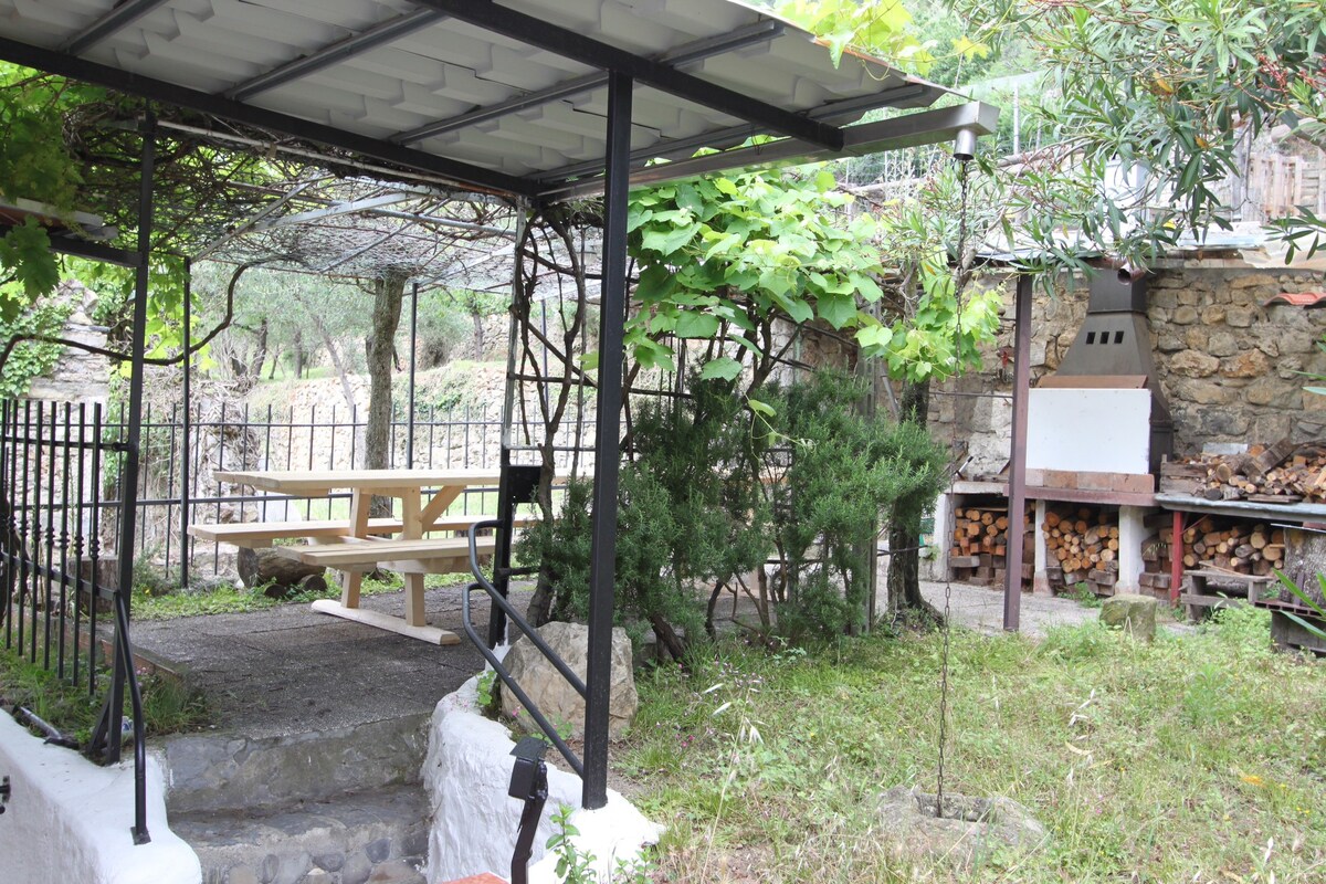 Anna's Big Apartment in the heart of Castelbianco