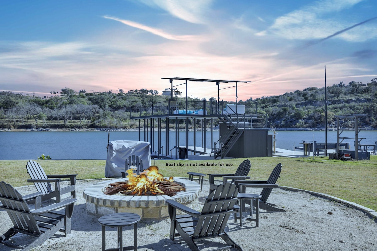 Marble Falls Lakefront Home