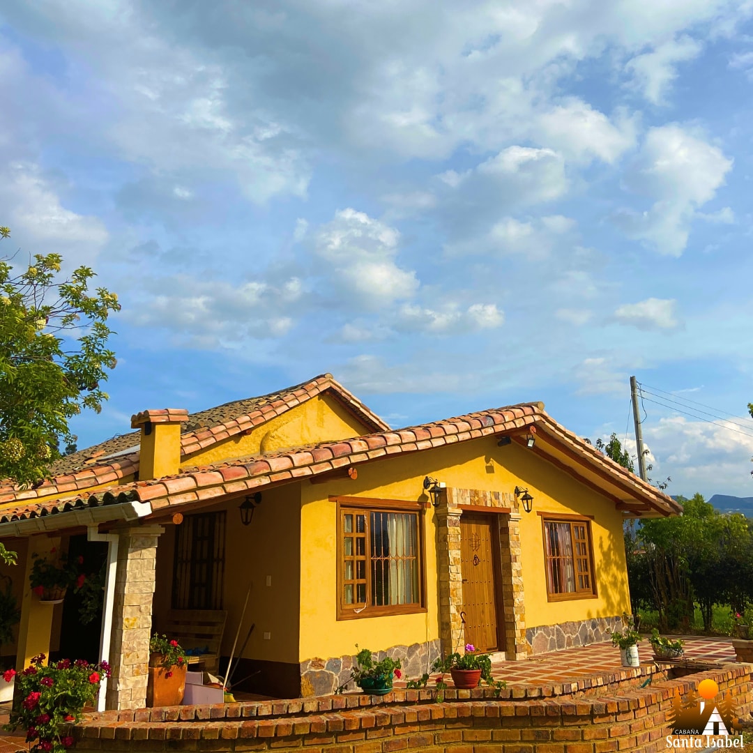 Cabaña en una finca ganadera.