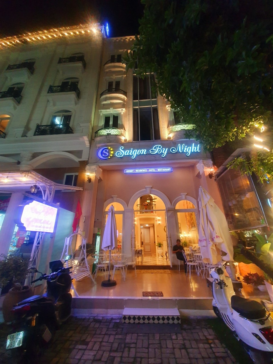 Saigon By Night Hotel & suite