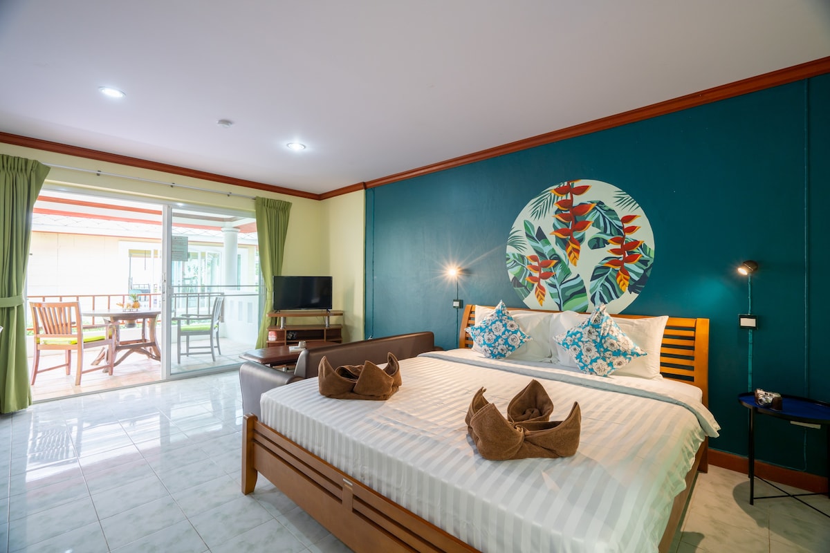 1BR Peaceful Villa in Patong area
