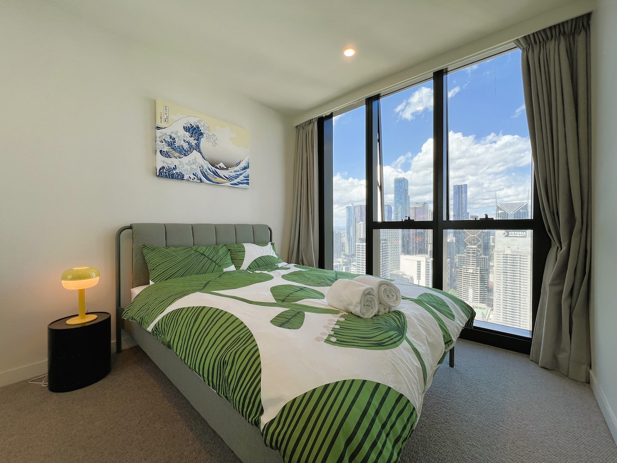 1 BRM 1 Study, Southern Cross, Garden View, Lvl 45