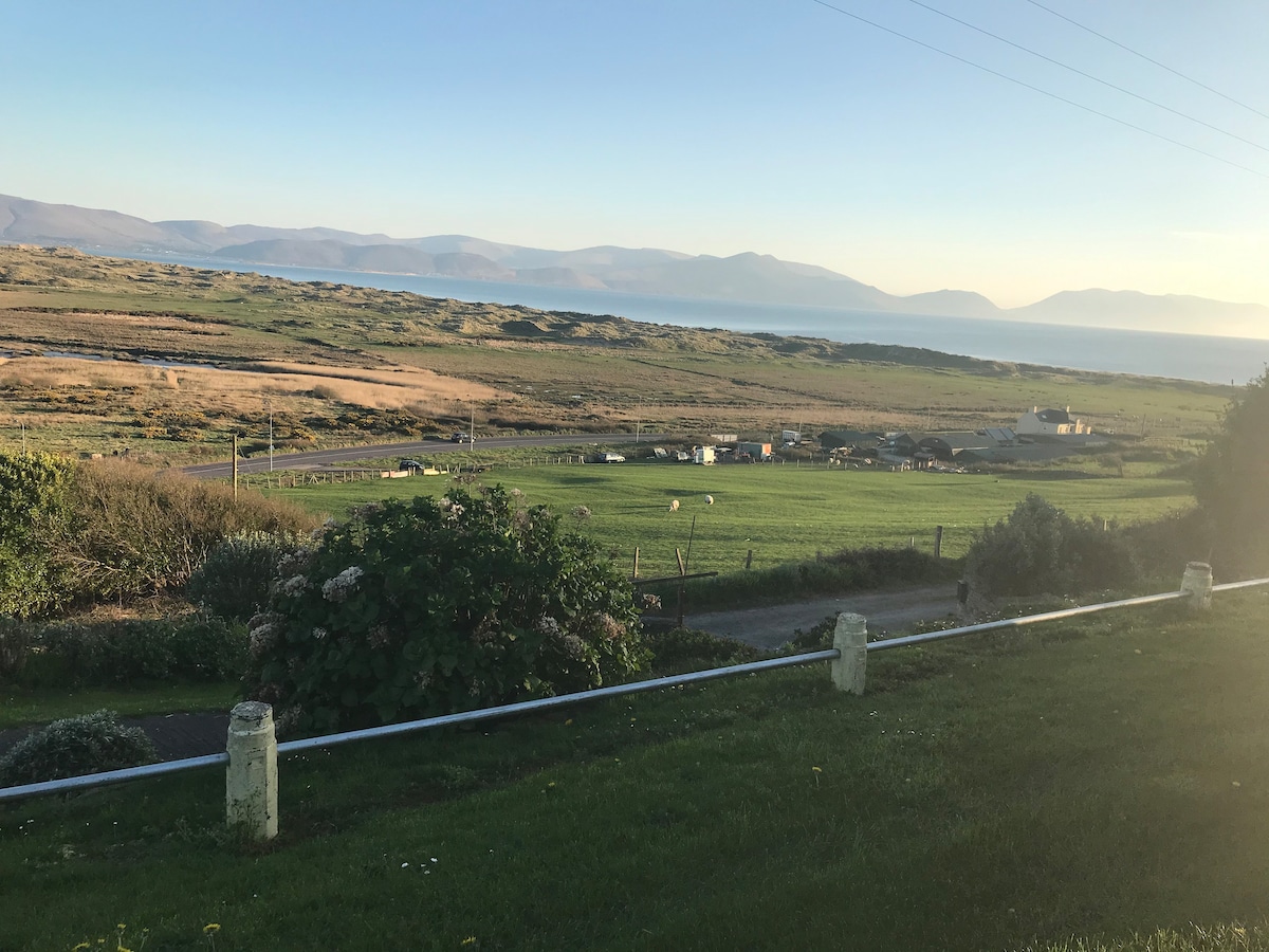 Inch Strand Lodge,(small  house all to yourself ).