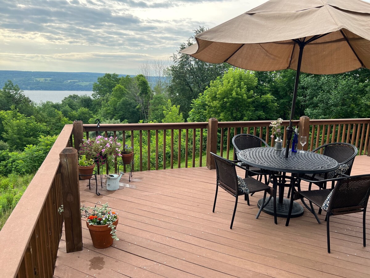 Seneca lake home souring views & dock "Buttonwood"