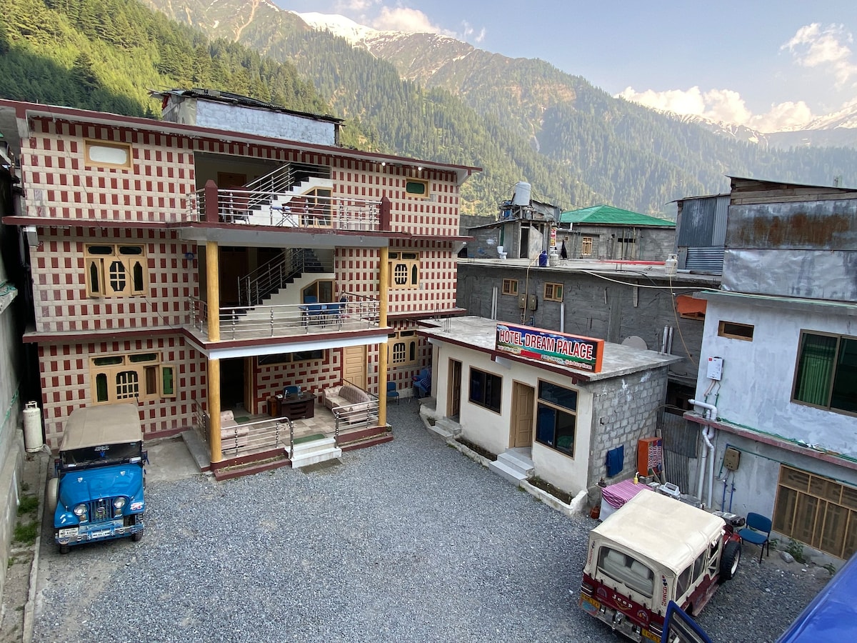 Serene hotel hideaway in Naran- Dream Palace hotel