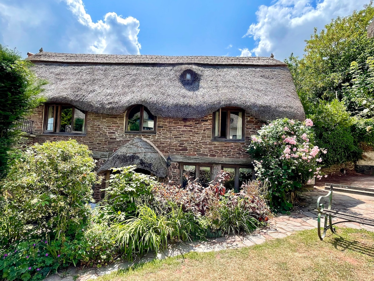 Idyllic cottage in South Devon