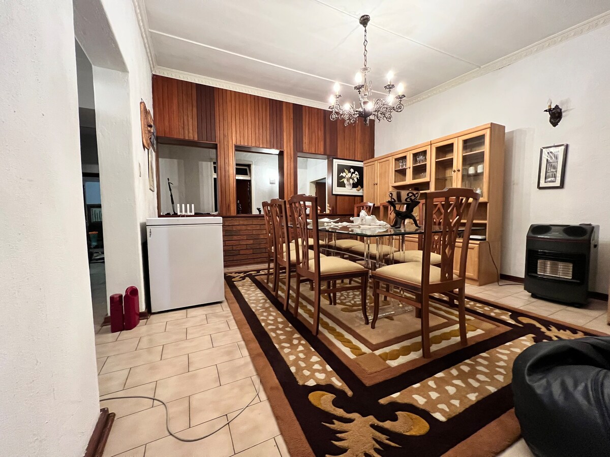 Cozy guesthouse in Bryanston