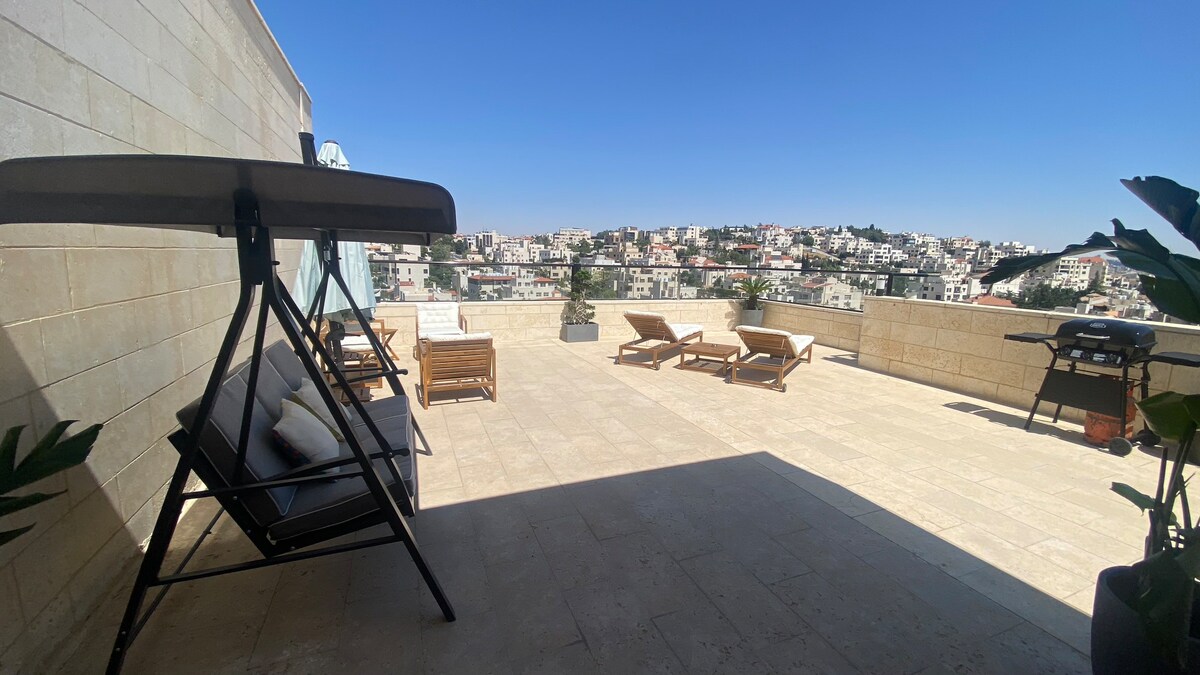 The Most Mesmerizing Roof Top Studio in Amman