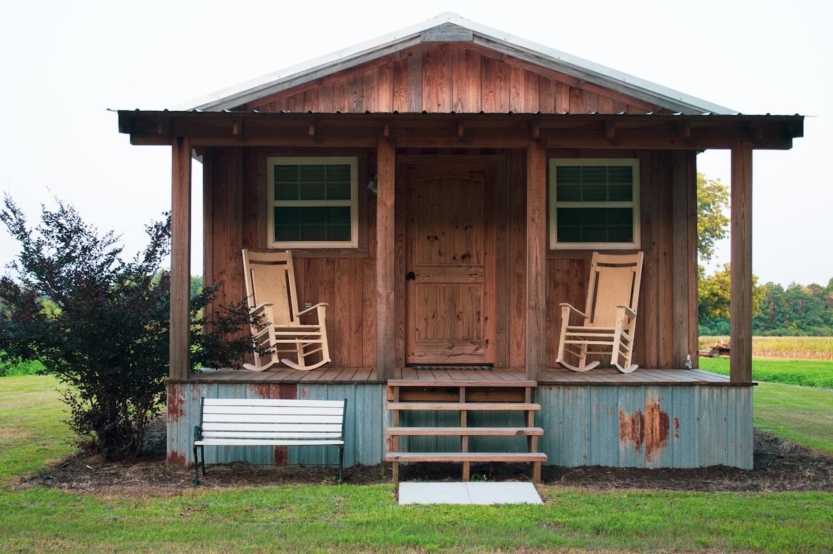Historic Harville House cabin