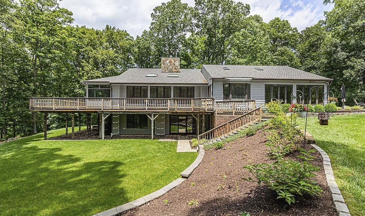 Spacious RVA Retreat Home - The Creek House