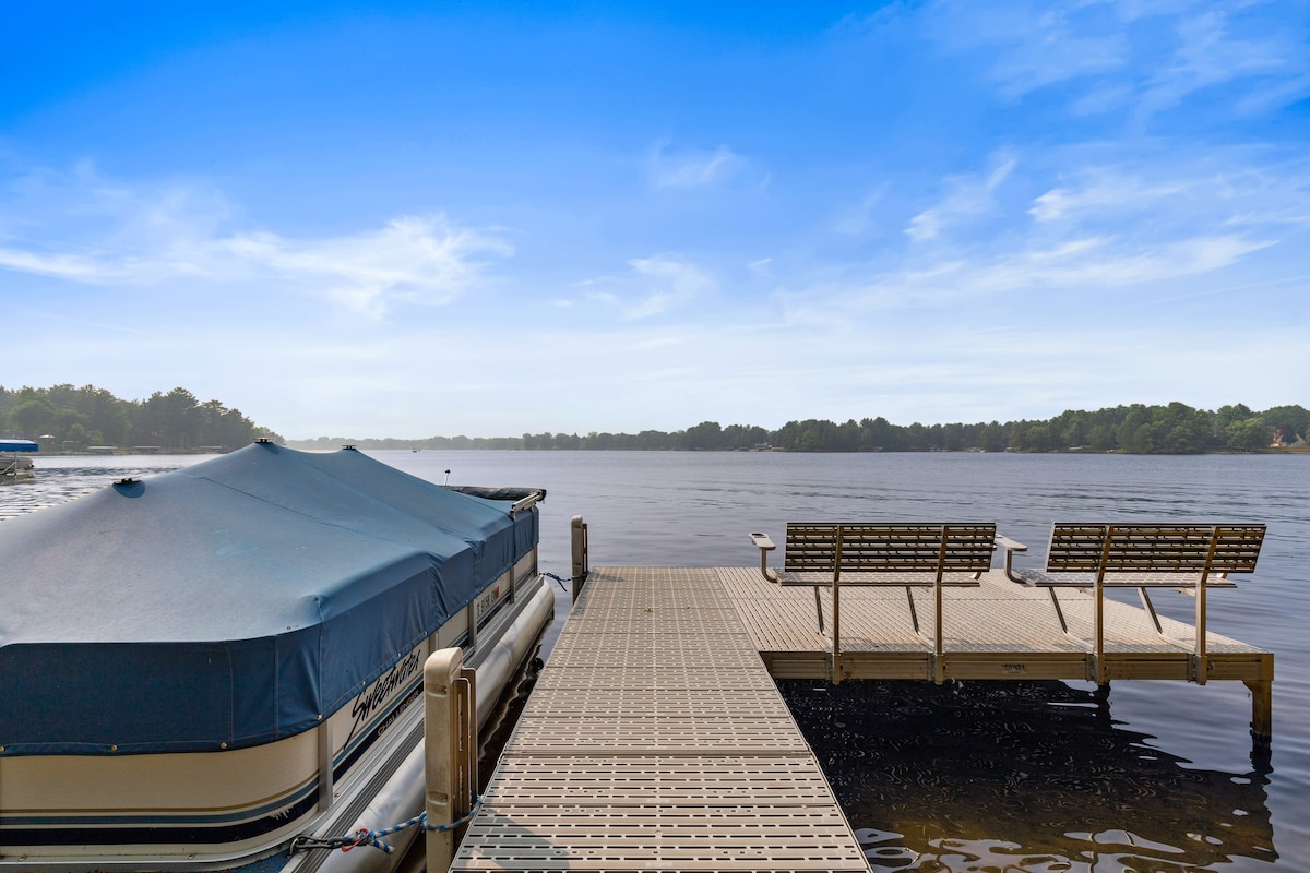 The Sandy Bunker at Lake Camelot