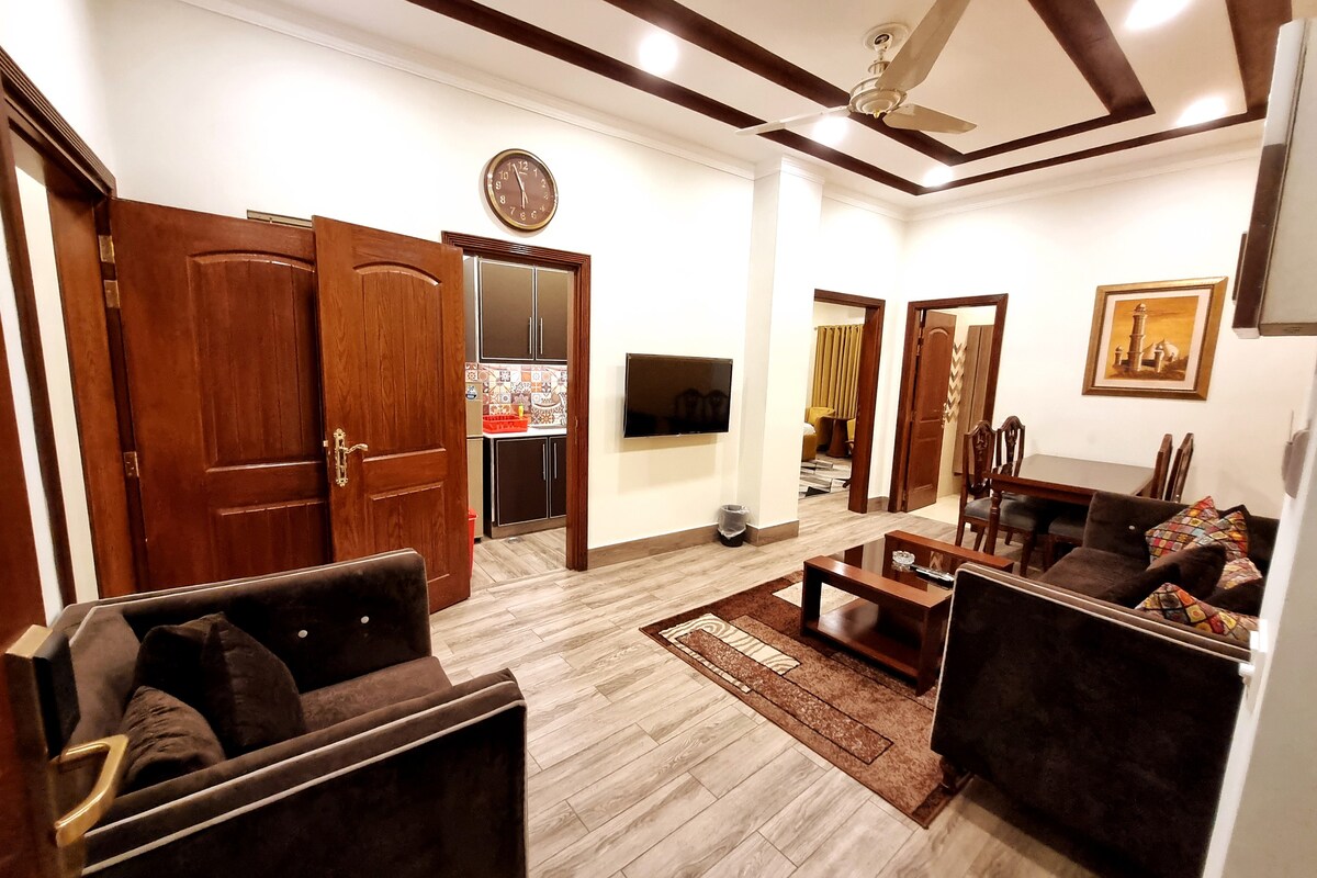 Hayyat Luxury Hotel - Spacious Two Bedroom Suite