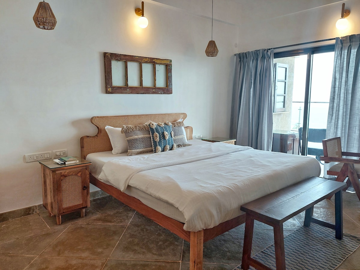 Stelliam's New 2bhk Lux Sea View Apartment in Goa