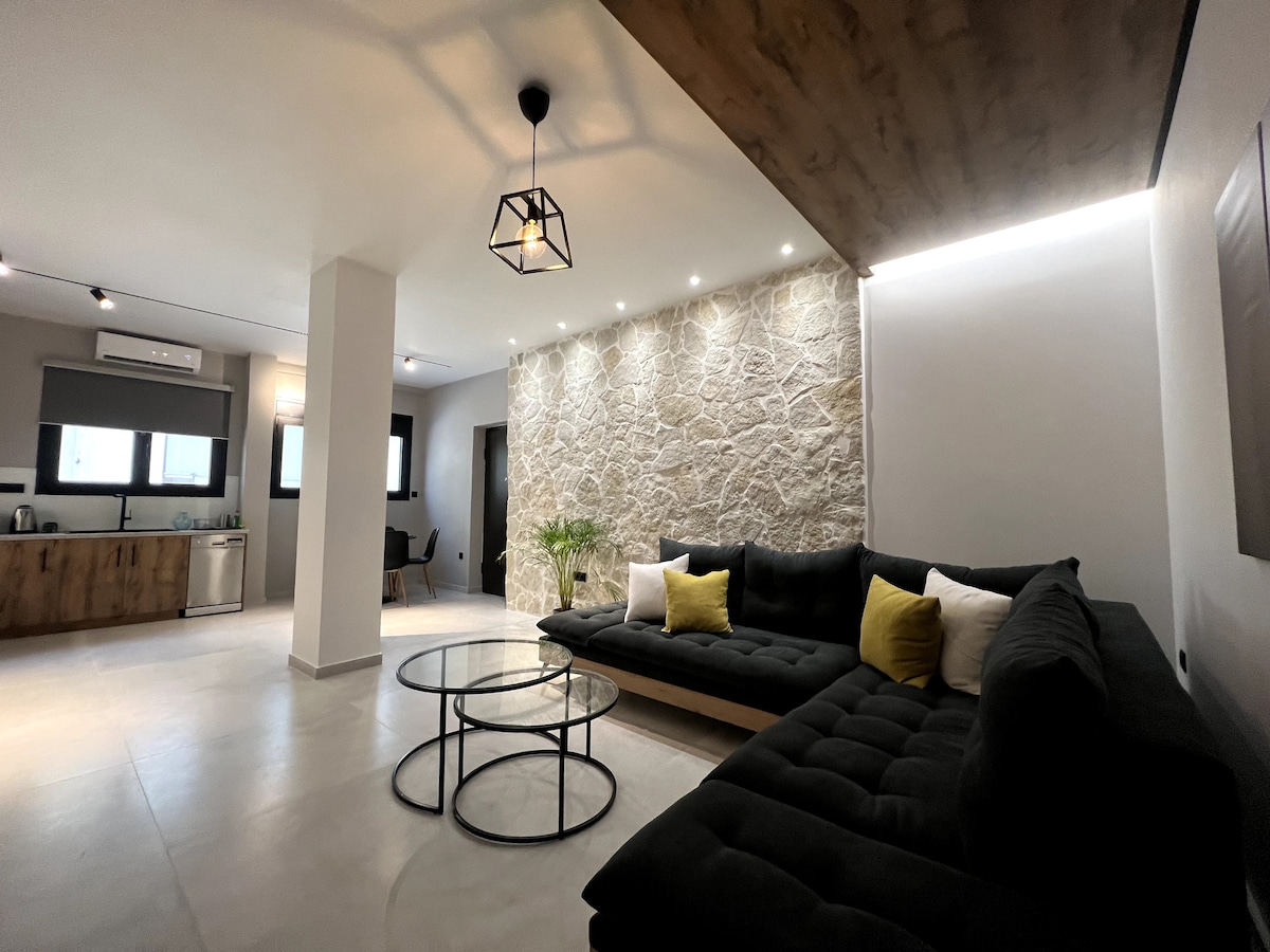 Renovated apartment near Acropolis and City Center