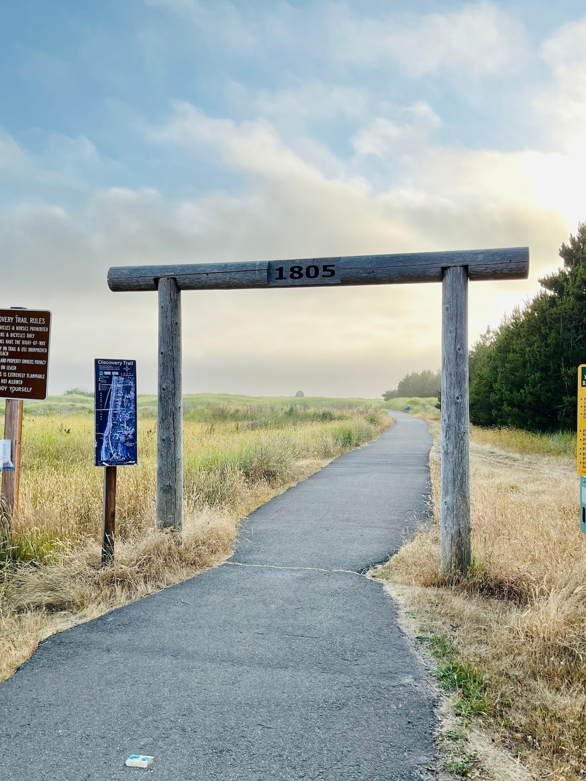 Fisherman's Wharf, beach access, dog friendly!